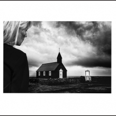 Faltering Gaze