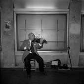 Uomo, Sottopassaggio 1977