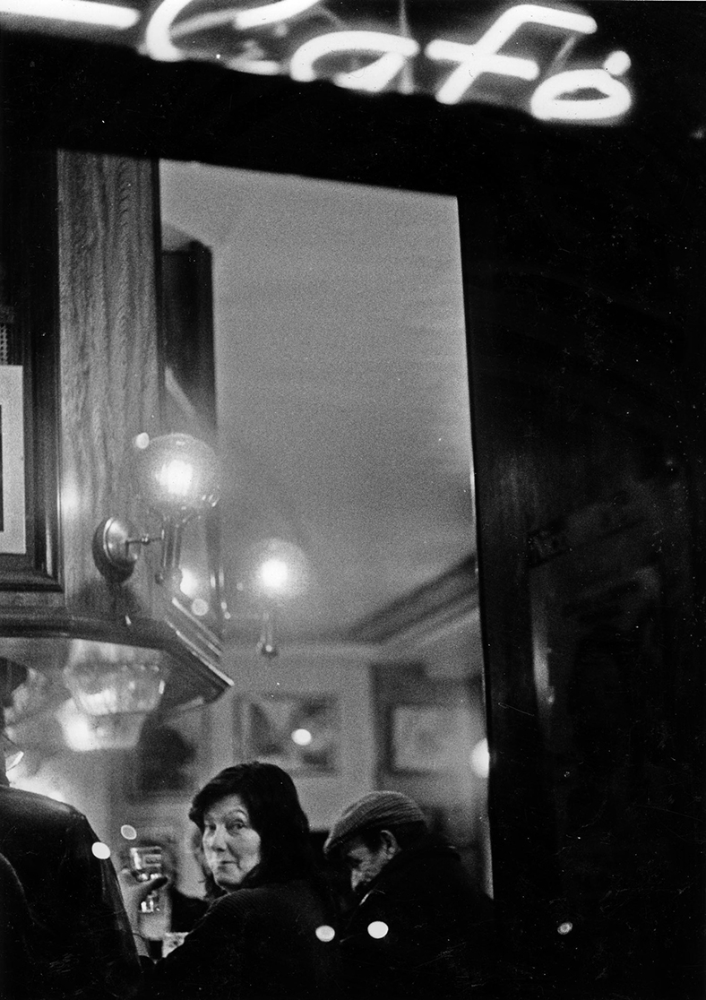 Paris Cafe © by Tod Bryant Paris Cafe © by Tod Bryant