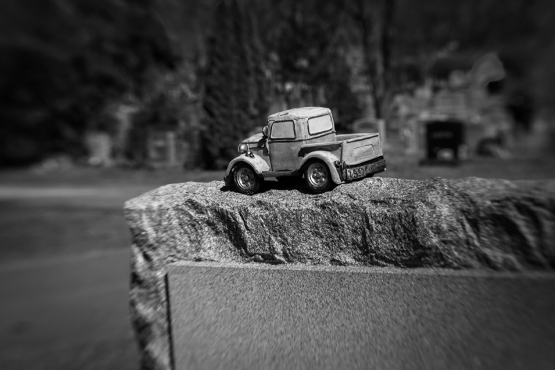 07_Bass_Graveside_Memorials-0878