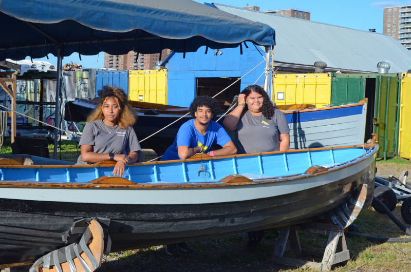 Dixon011-Apprentices-with-a-Finished-Boat