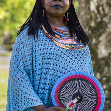 Bernadet_8px-photo-by-Pitts-Wiley